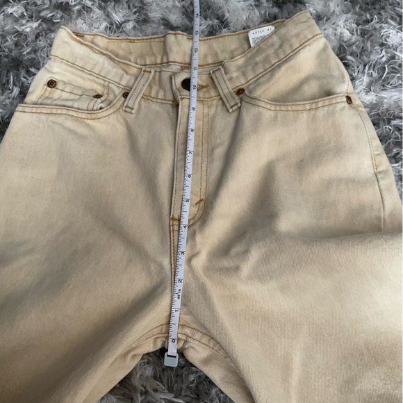 Vintage Levi’s Yellow‎ Denim From 1992 Size 3 - Picture 8 of 8